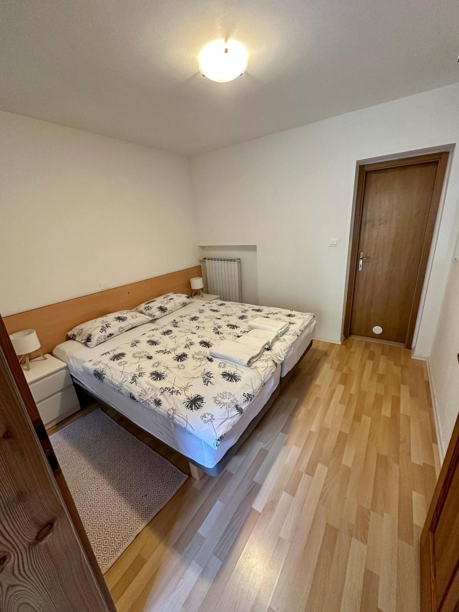 Apartments And Rooms Tajcr 博维茨 外观 照片